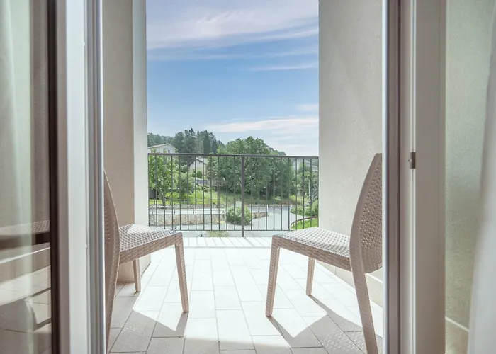 Laguna 3* San Zeno di Montagna