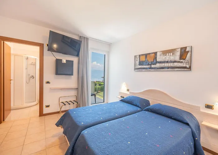 Laguna Hotel San Zeno di Montagna