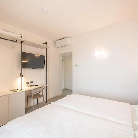 Szálloda Laguna San Zeno di Montagna