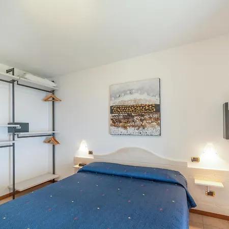 Laguna 3*